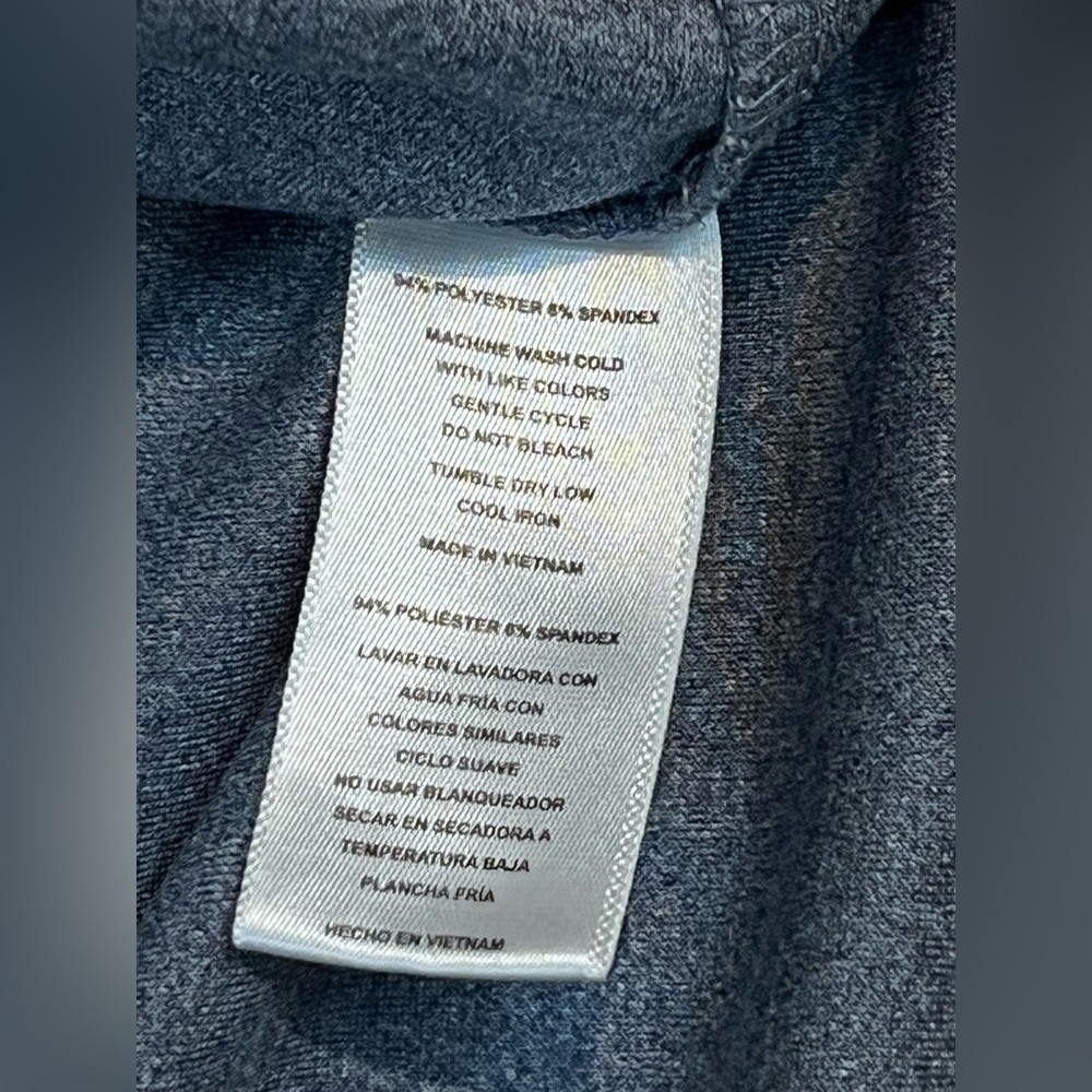 Hickey Freeman Men’s Gray Quarter-Zip Pullover. Large. - Picture 8 of 8